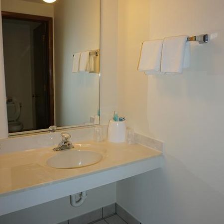 D-Lux Budget Inn Lemont Экстерьер фото